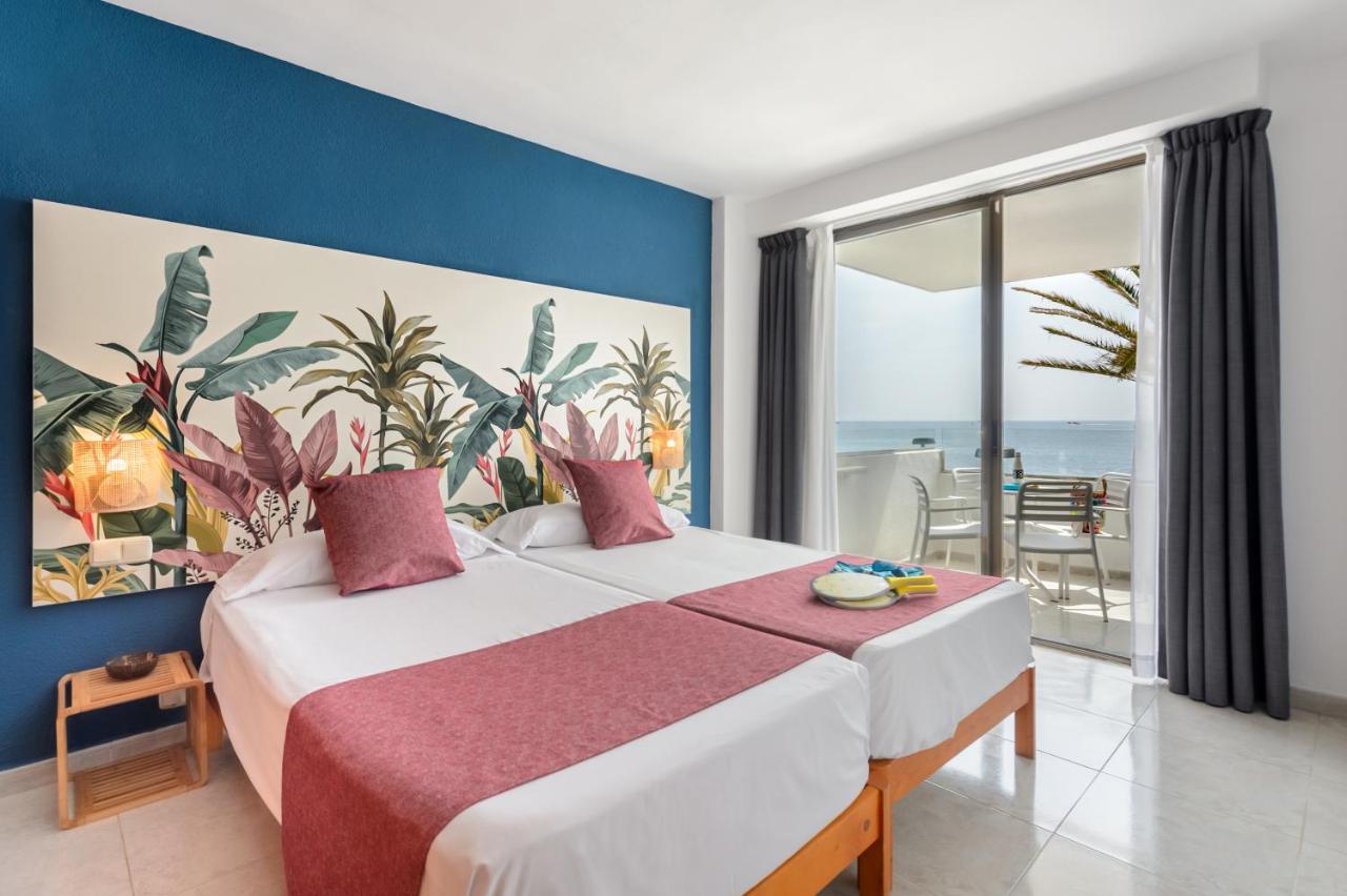 Two-Bedroom Apartment with Sea View,1244995624:JPEG